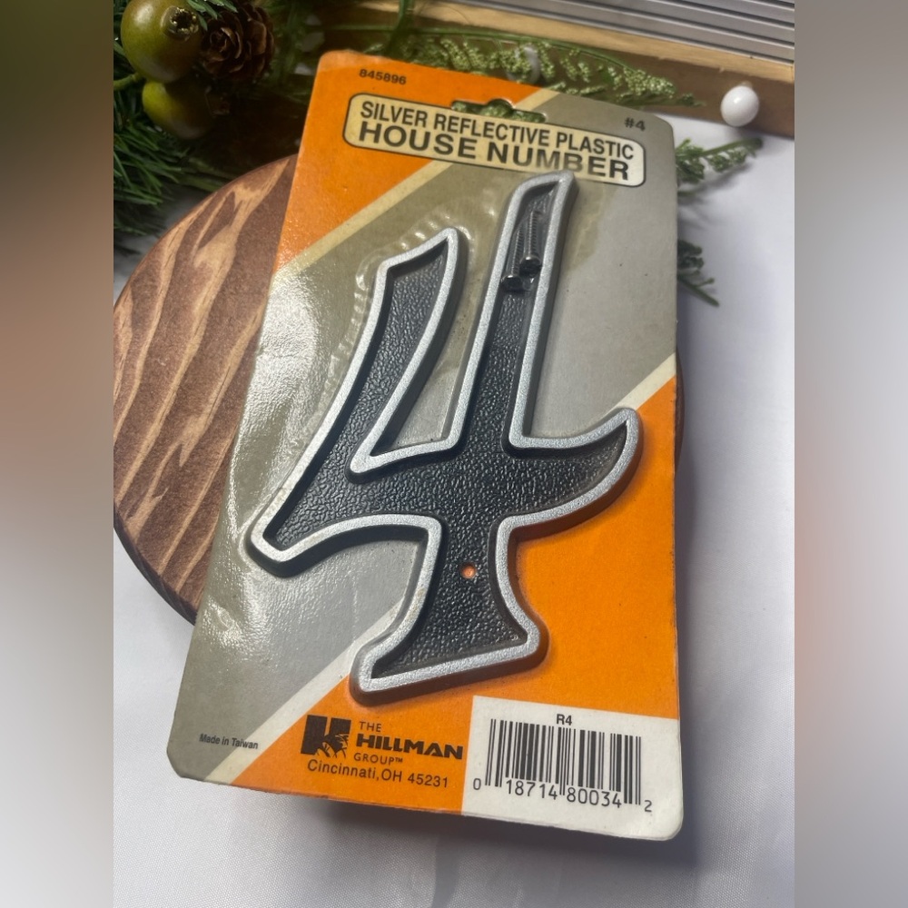 Silver Reflective Plastic House Number 4